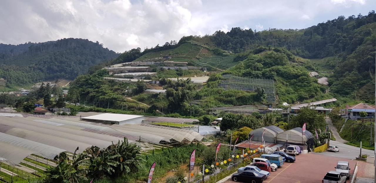 Peony Square Residences Cameron Highlands Exteriör bild